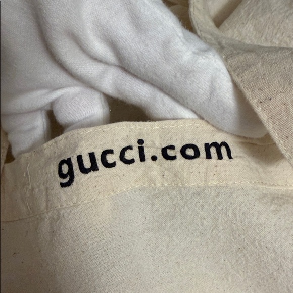 Gucci Ivory Canvas Logo Tote - Picture 7 of 12